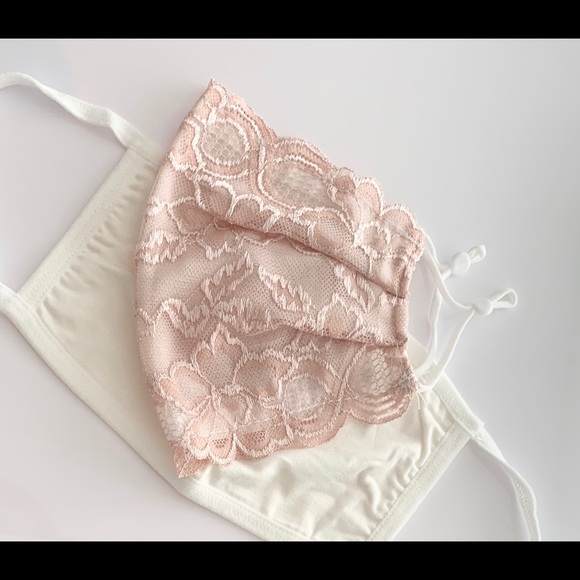 Blush Lace Mask Cover + BONUS white cotton mask - Picture 1 of 7